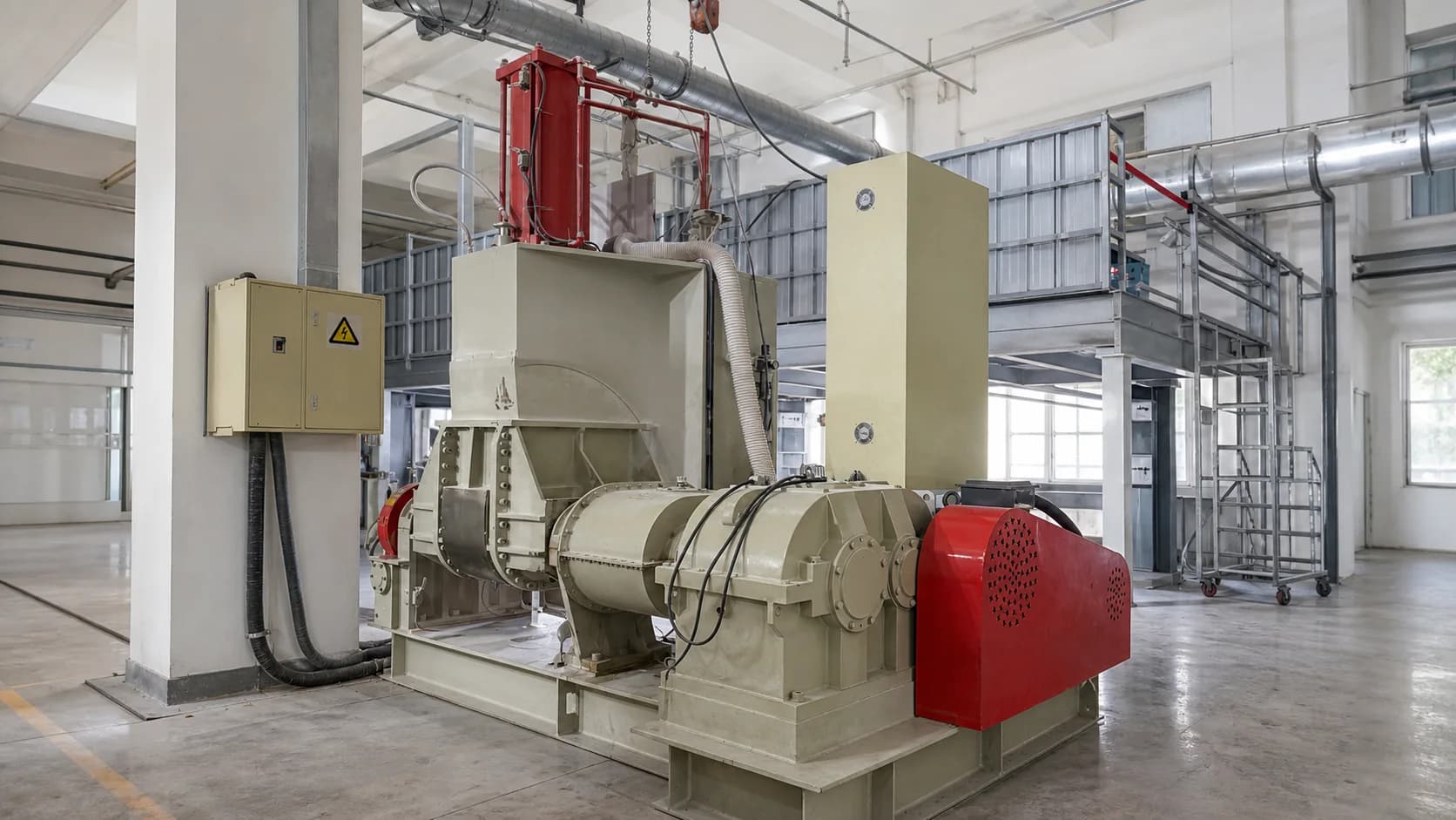 Cable compound mixing and extrusion equipment